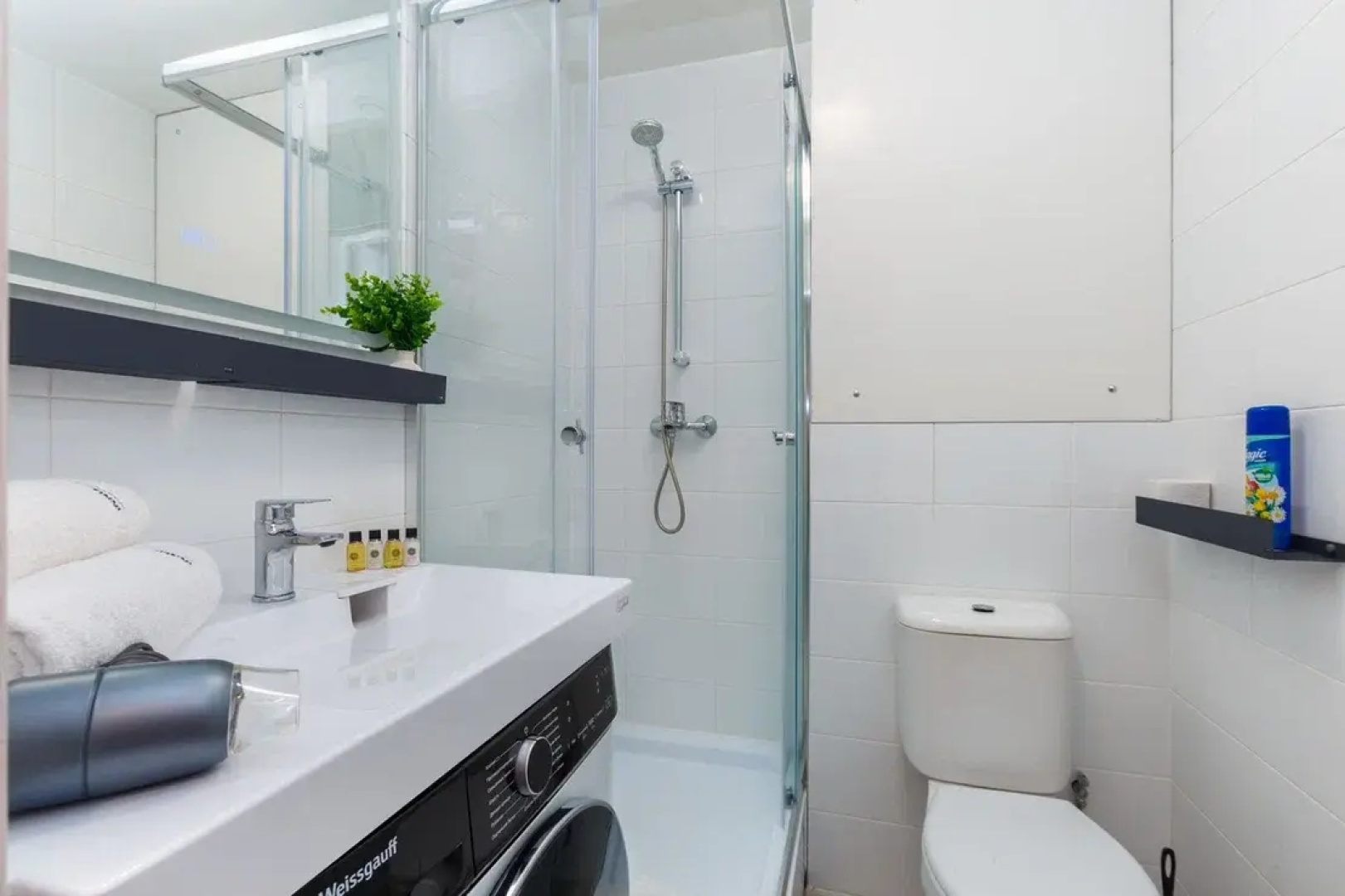 Апартаменты Inndays Apartments на Монахова (3)