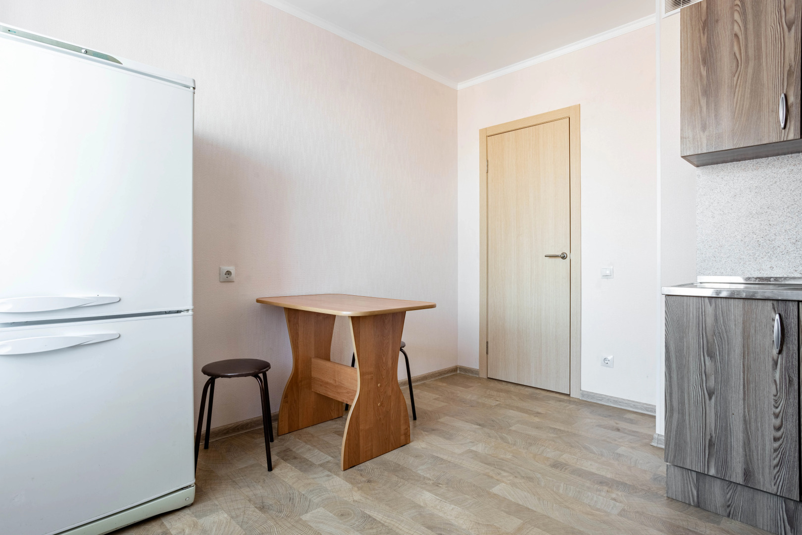 Квартира 1ка Nevabed в Металлострое На Садовой