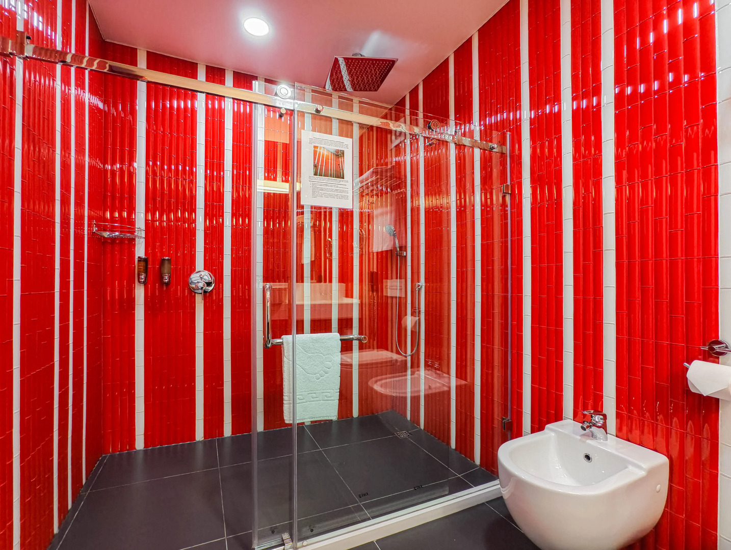 Дом Отель Нео