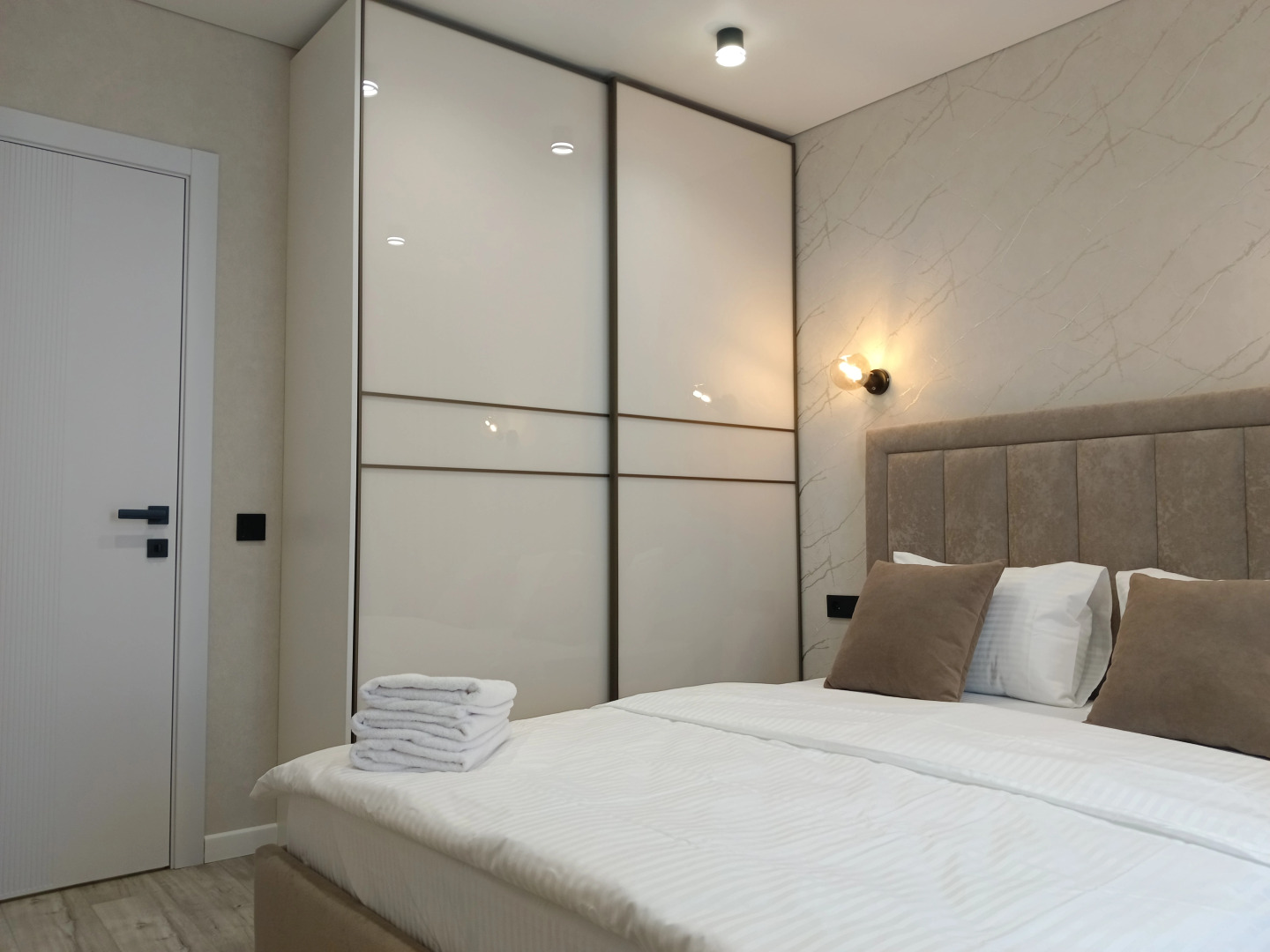 Апартаменты двухкомнатные КЛАССА ЛЮКС в центре Ижевска