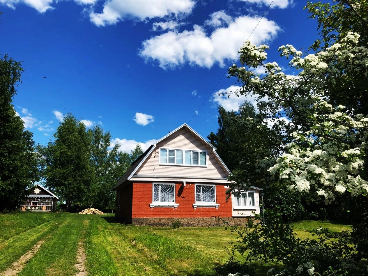 Гостевой Дом с Камином и Баней у Озера