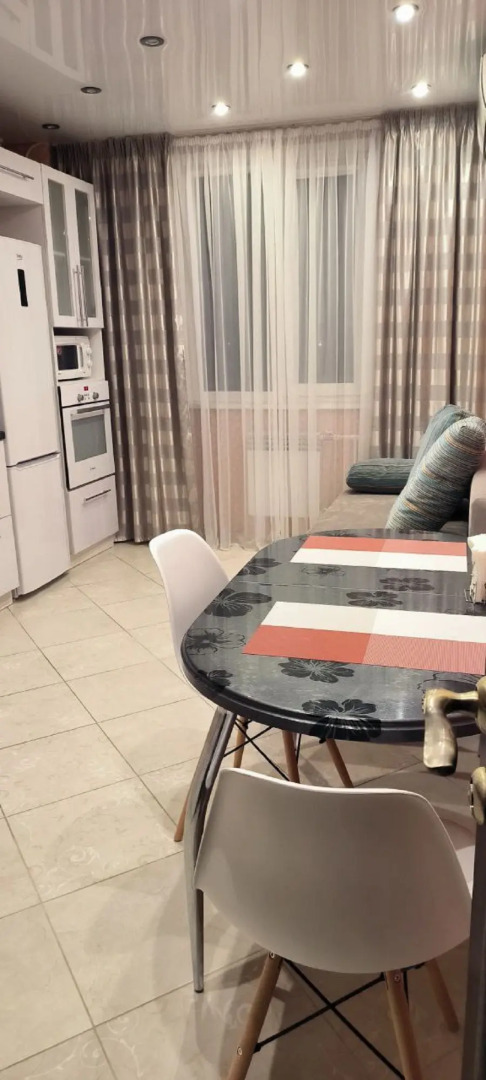 Квартира Комфортная евродвушка рядом с парком и развязкой на Крым и Мариуполь