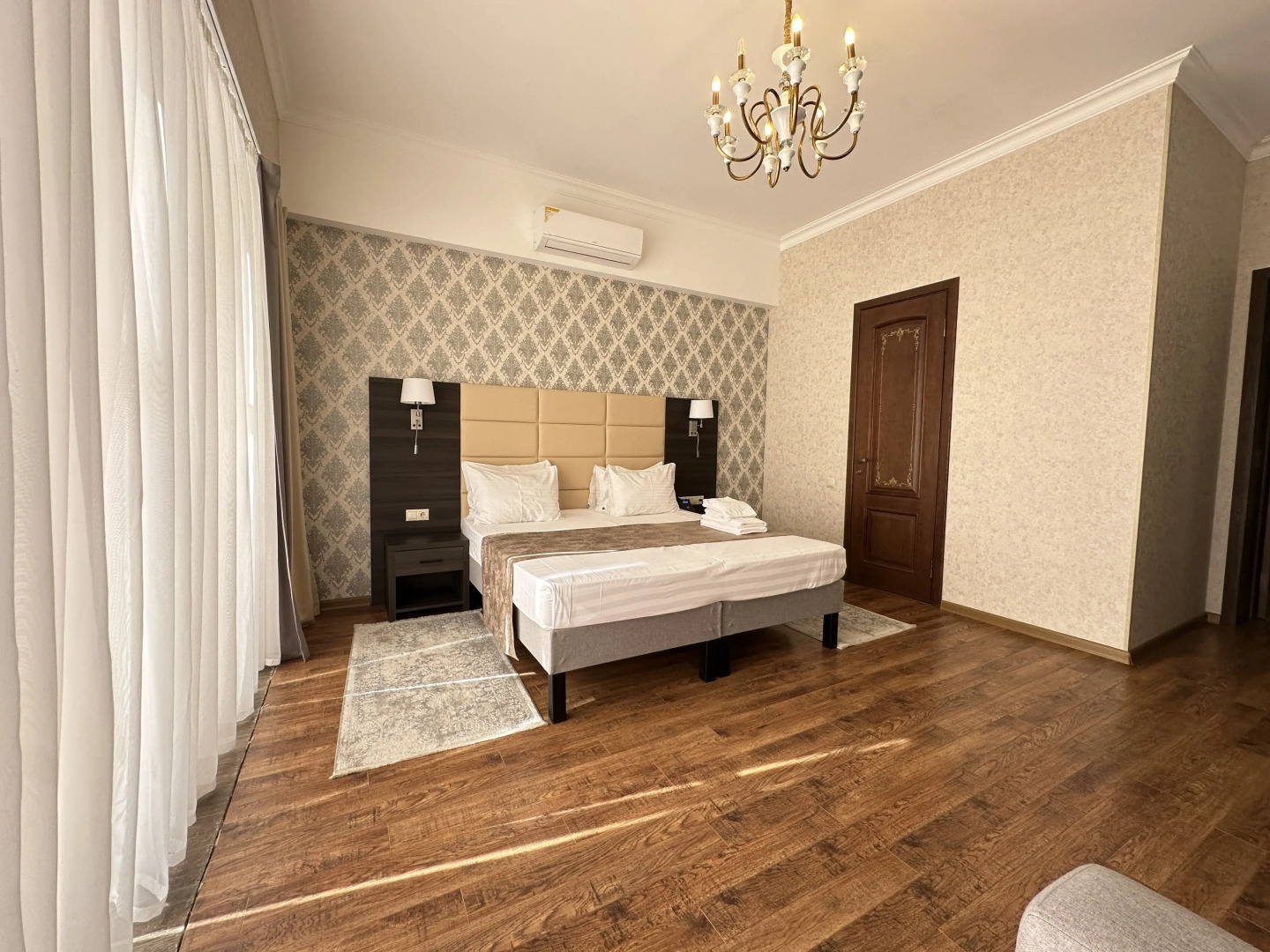 Отель  Аль-Фирай