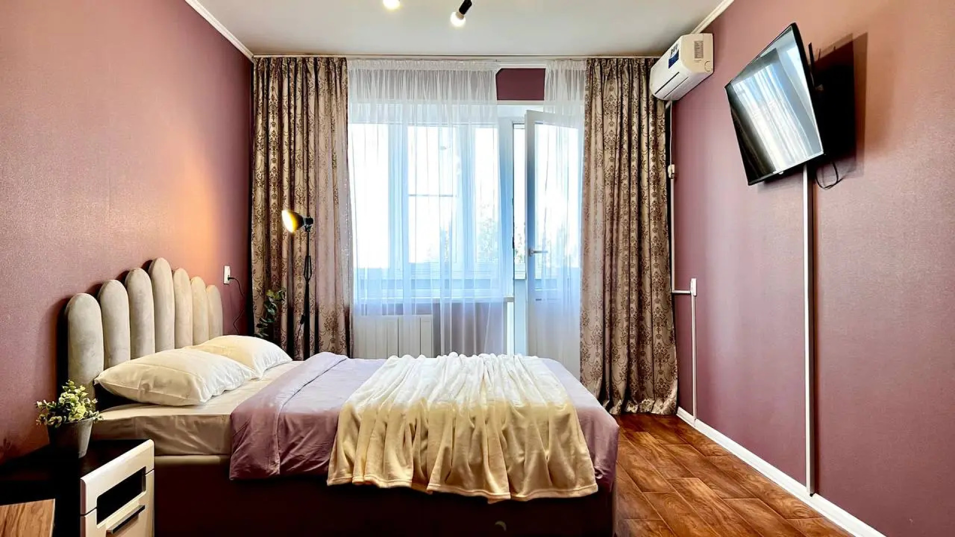 Квартира в Центре с Видом на Город