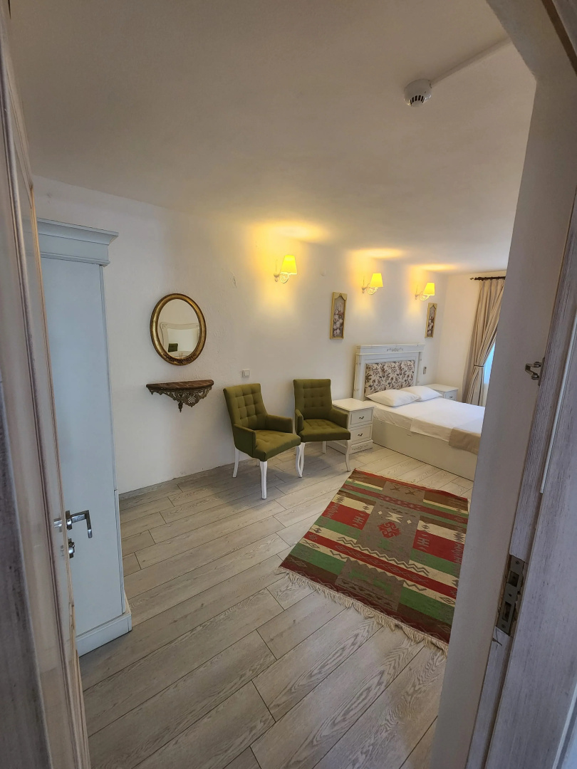 Tarcin Alacati Otel - Adults Only