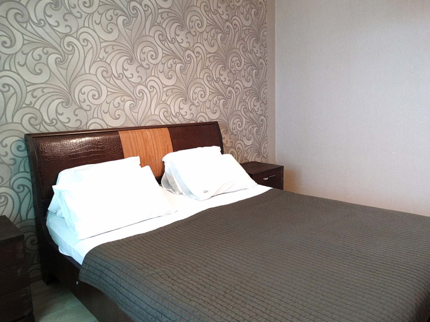 Апартаменты Inndays на Серебровской