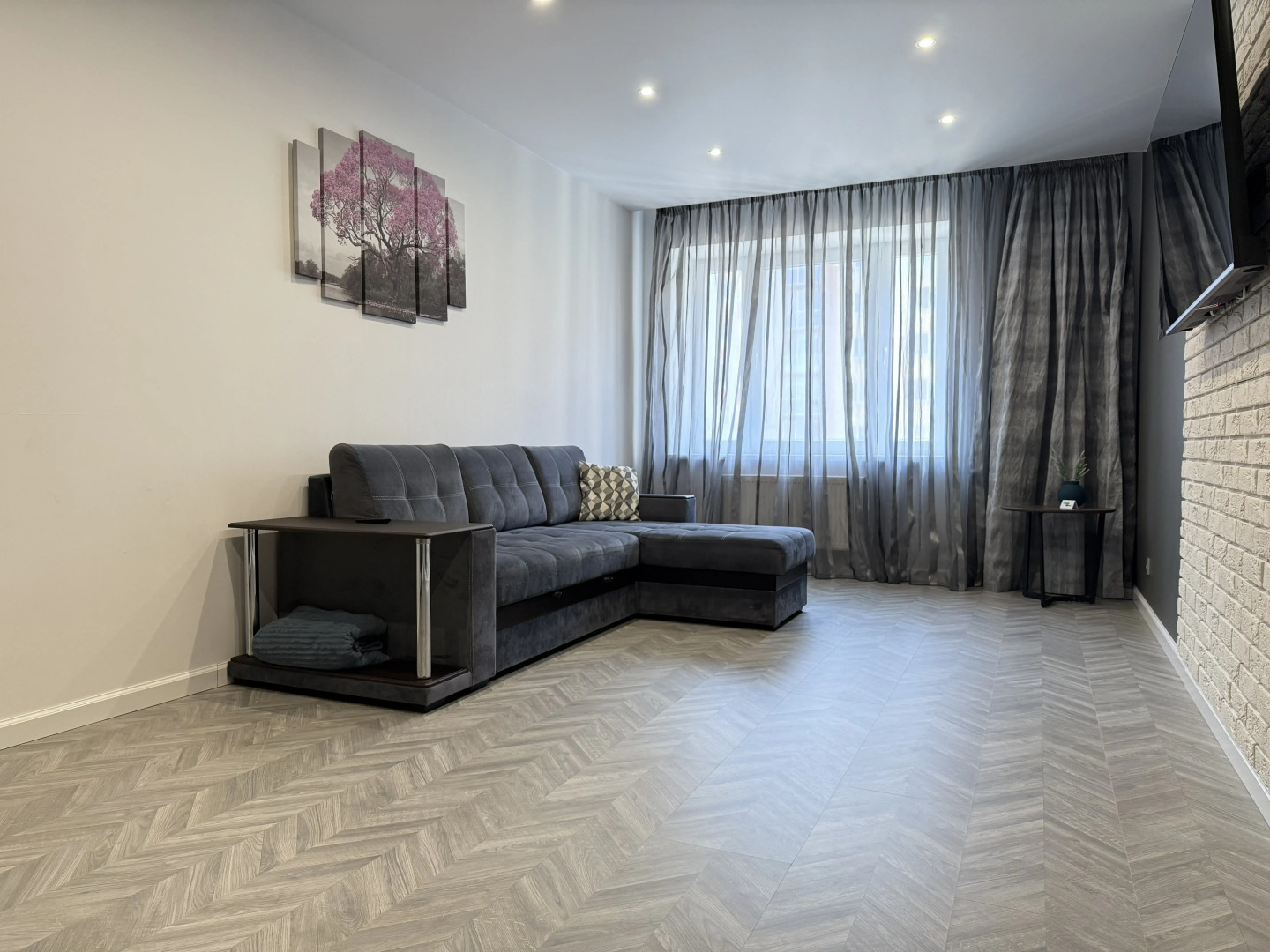 Апартаменты Apple Home