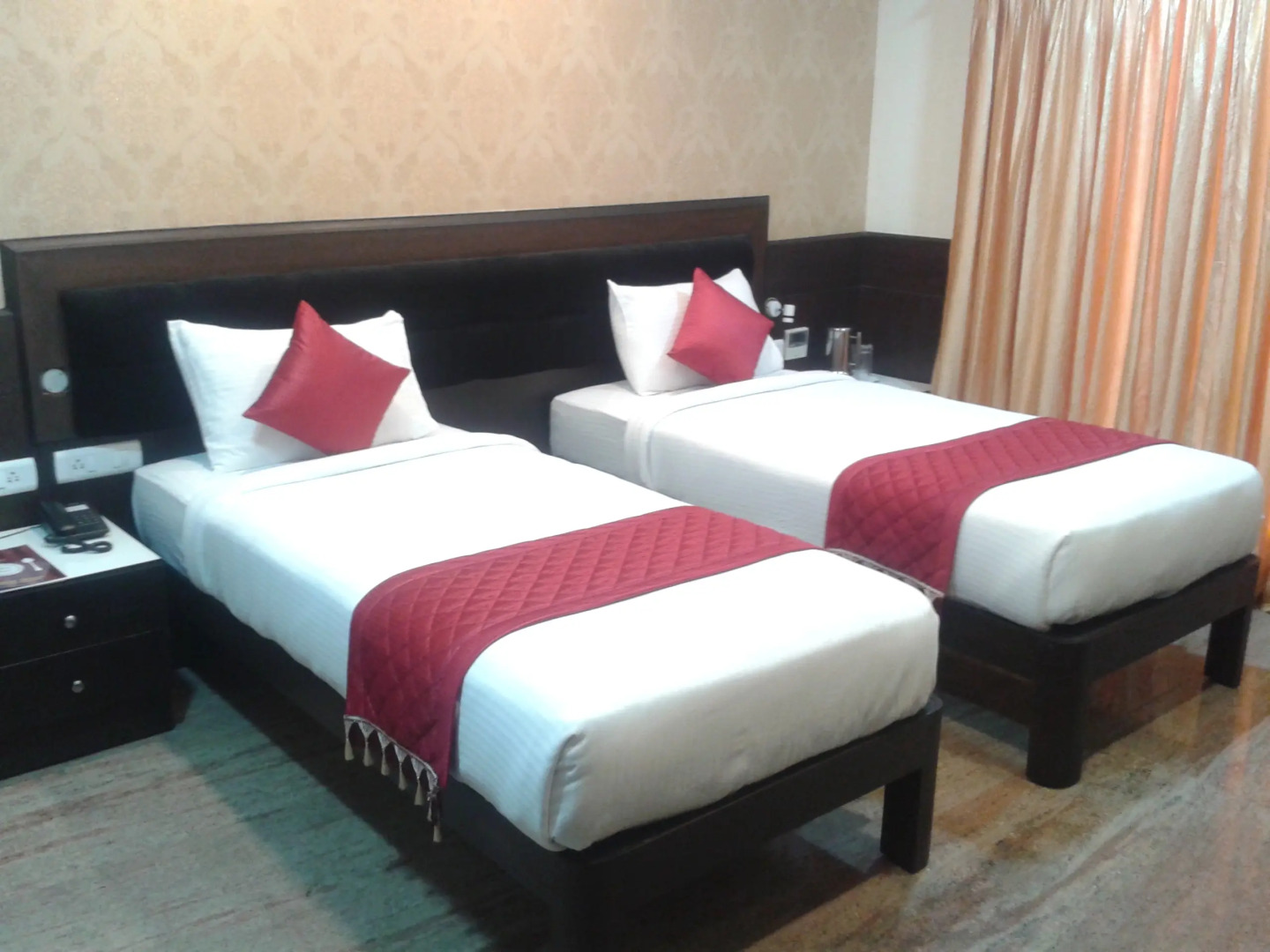 Отель Sumi Palace