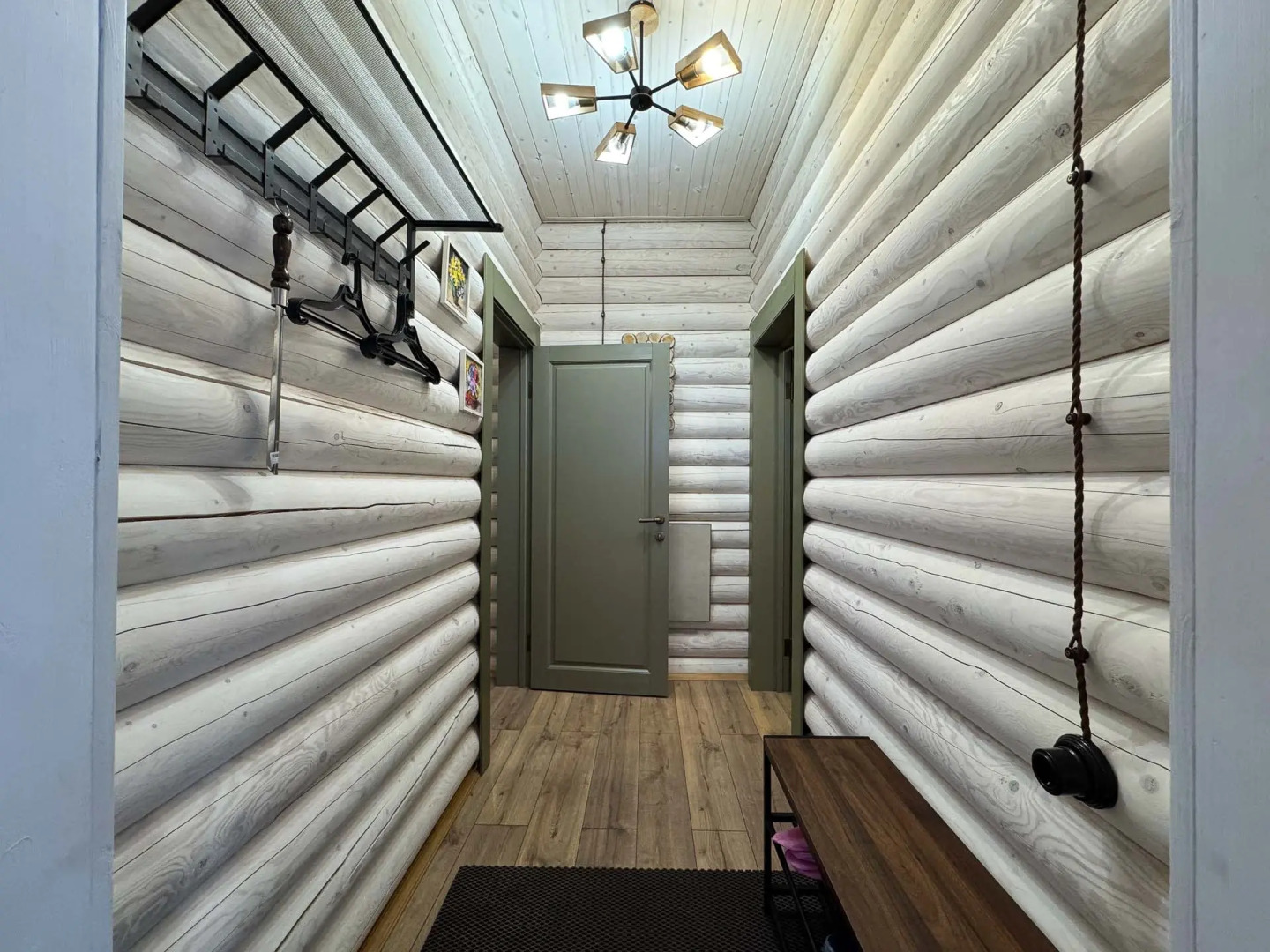 Частный дом У друзей сруб