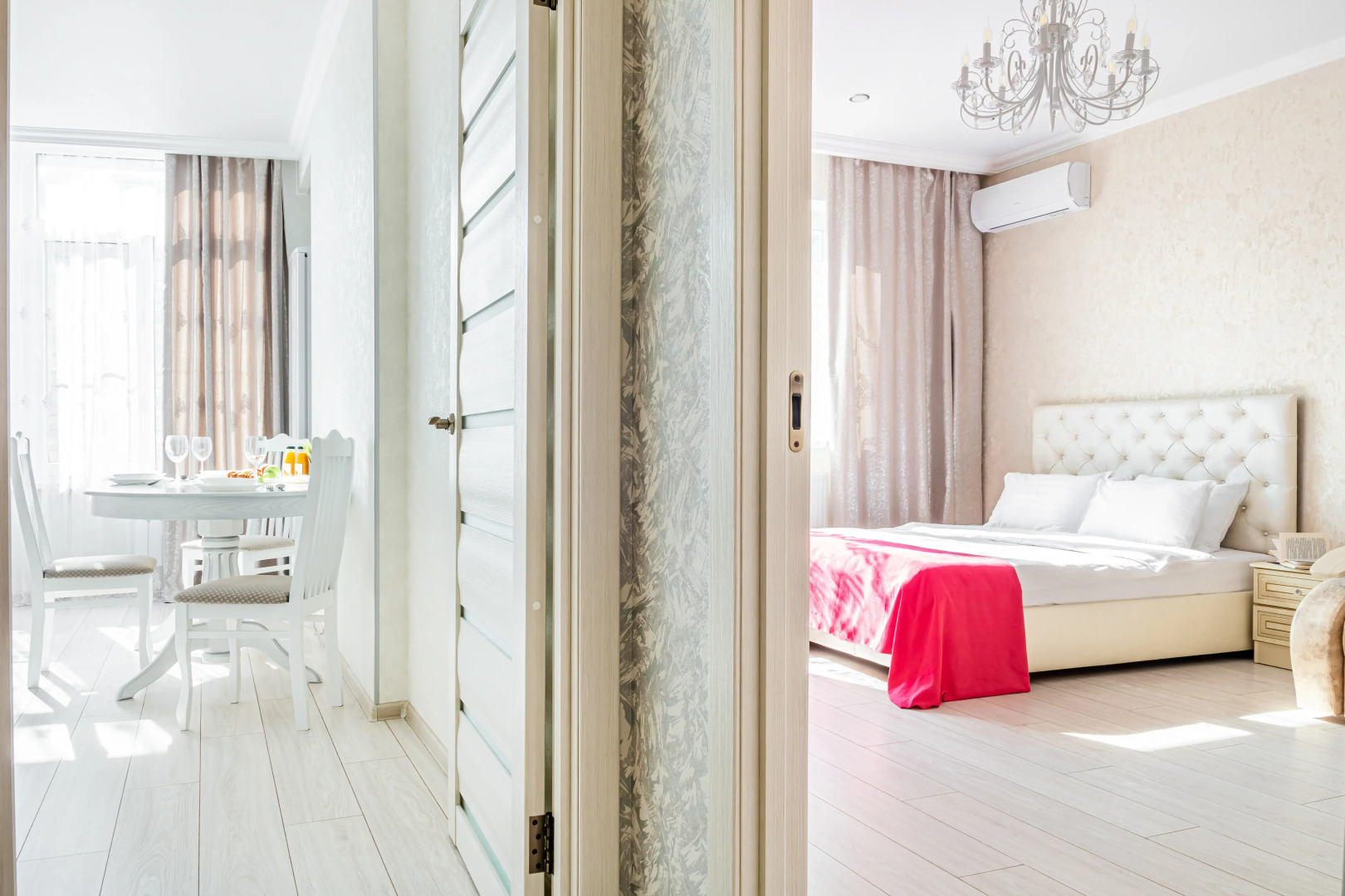 Апартаменты на 17 этаже в светлых тонах с видом на ЖК Тургенев , ФМР, Smart TV, комфорт и стиль by Depart Apart