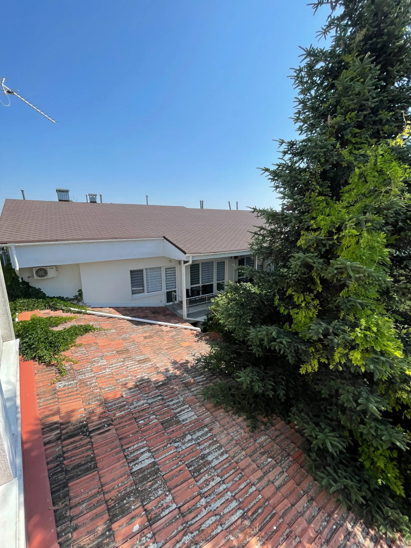 Меблированные комнаты на Комсомольской