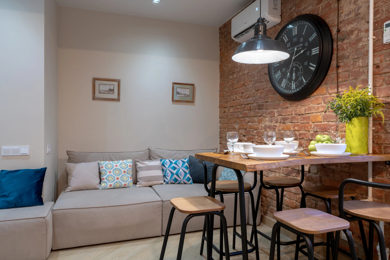 Апартаменты Loft на Марата 20