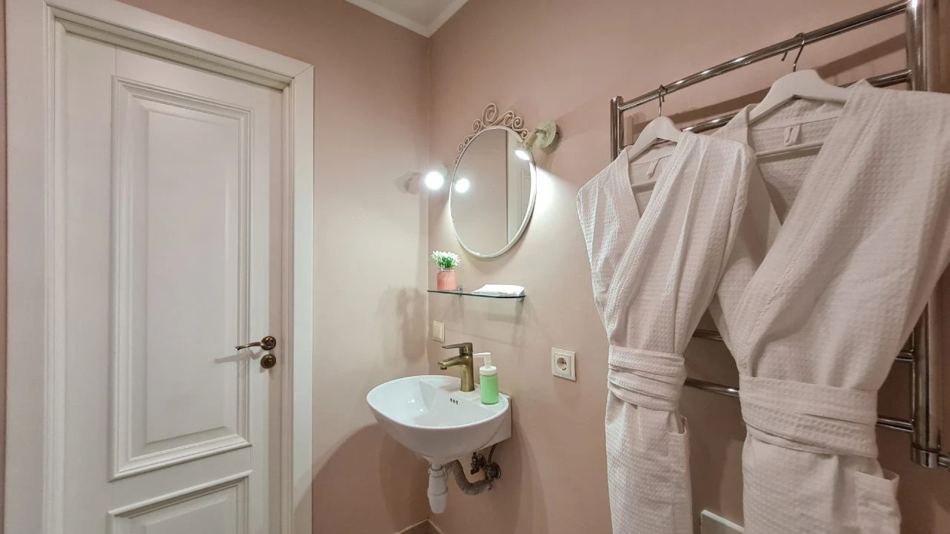 Апартаменты на улице Кузнечная 2 by Sutki26