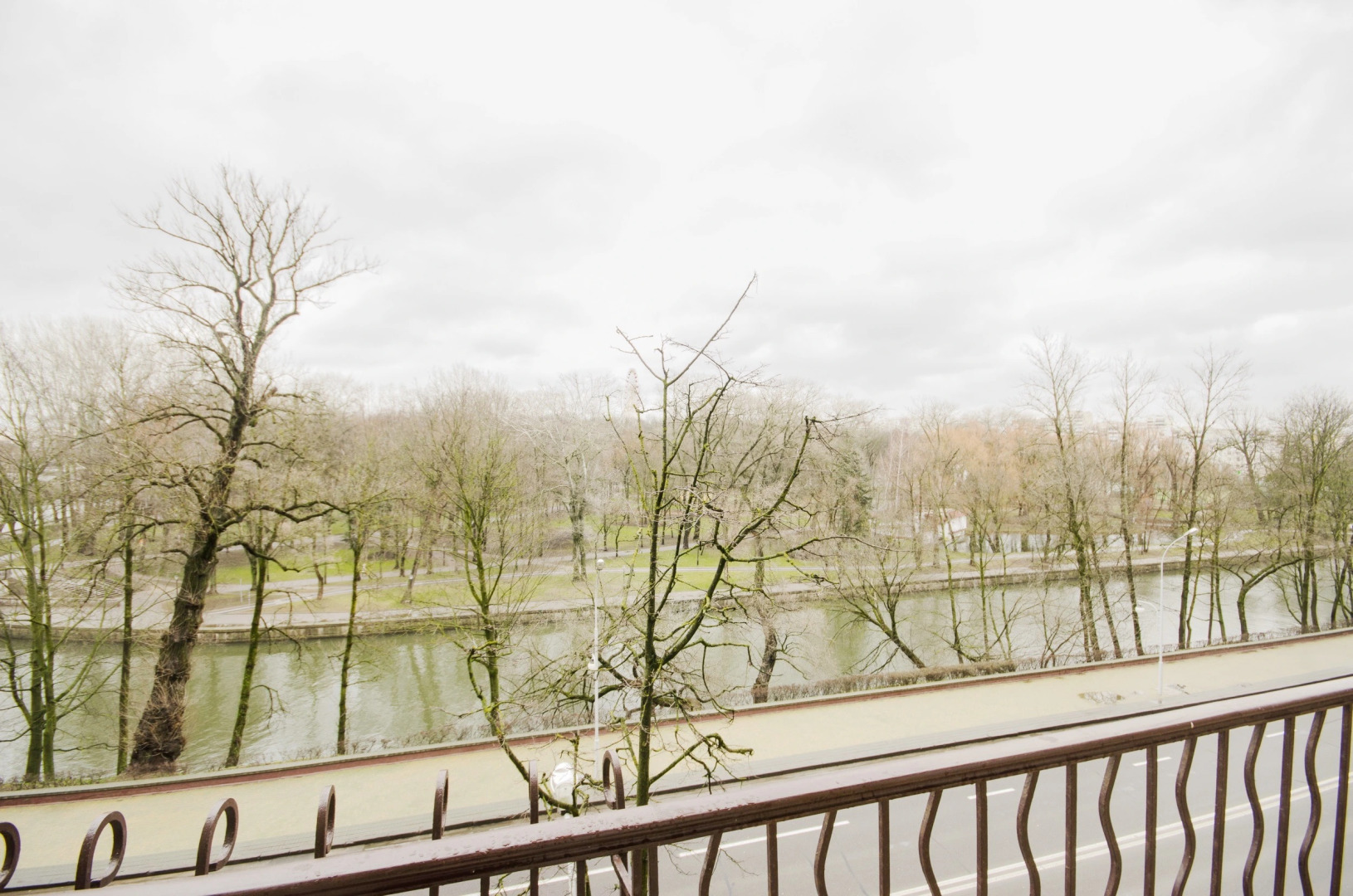 Апартаменты Янки Купалы 11