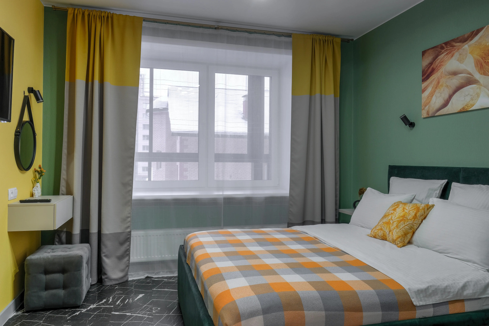 Апартаменты Володарского 14