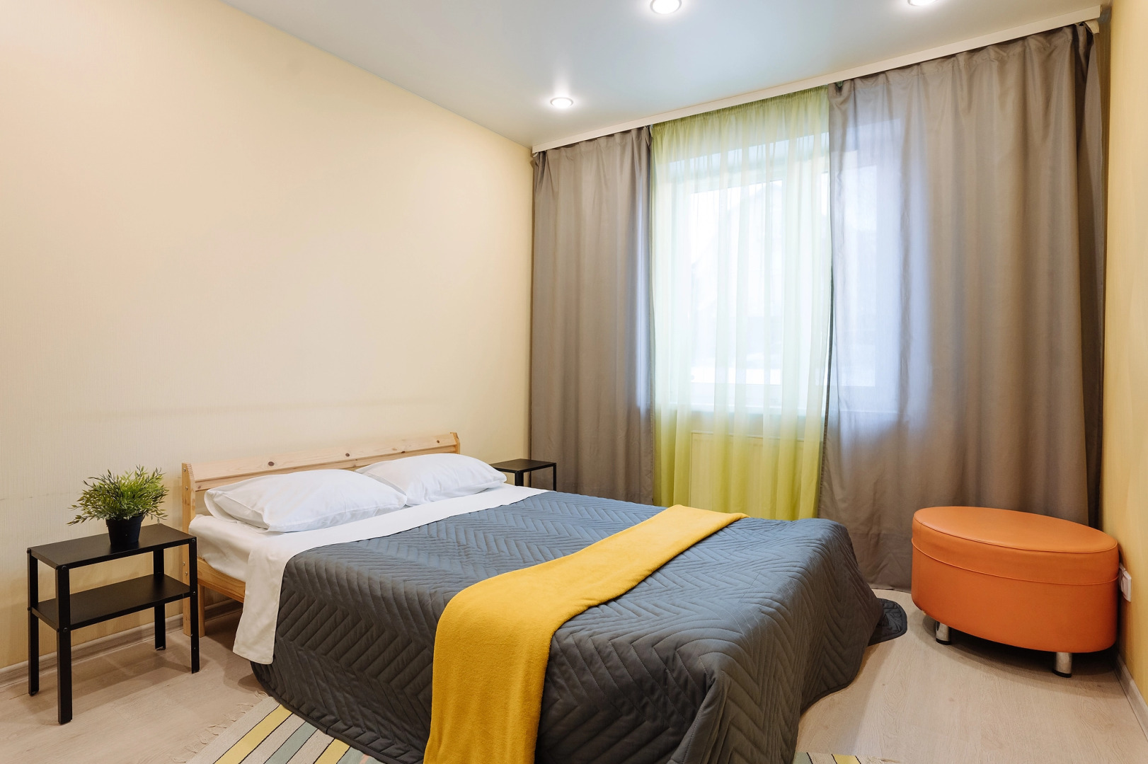 Апартаменты 9 ночей на Островского 5