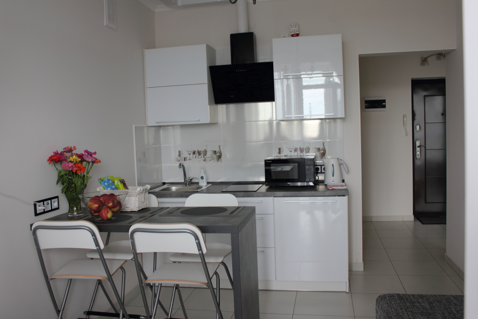 Апартаменты Леонова