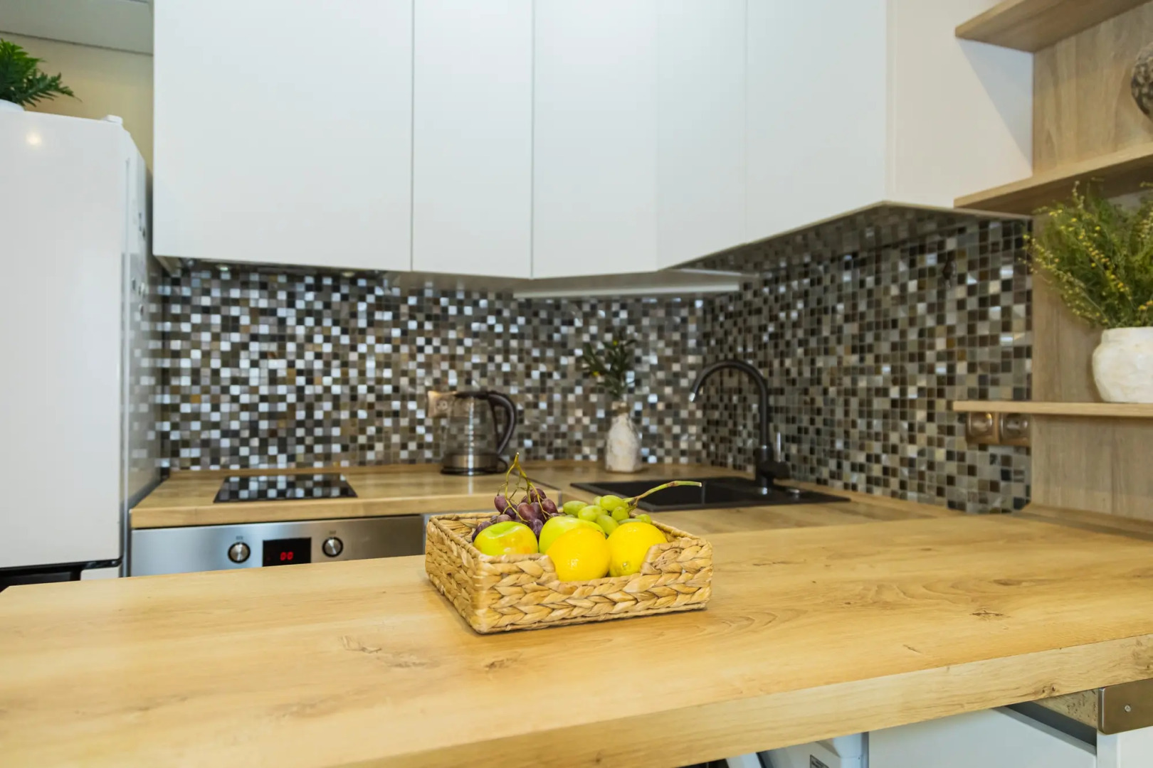 Квартира Комфортная и уютная студия Оливия