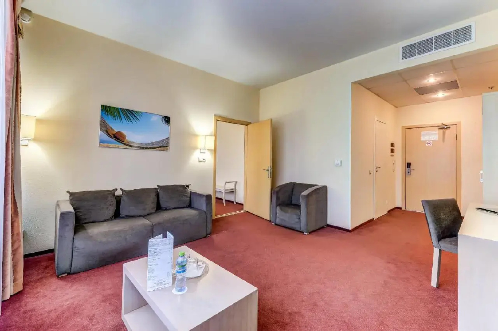 Отель Аквариум, ZONT Hotel Group