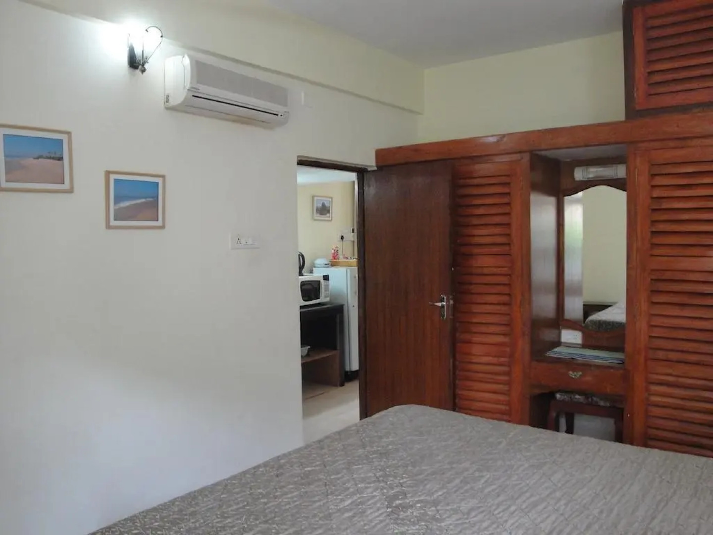 Отель Sandray Luxury Resorts