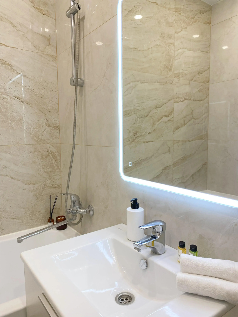 Квартира Konstantinov Apartments на Николая Островского 60