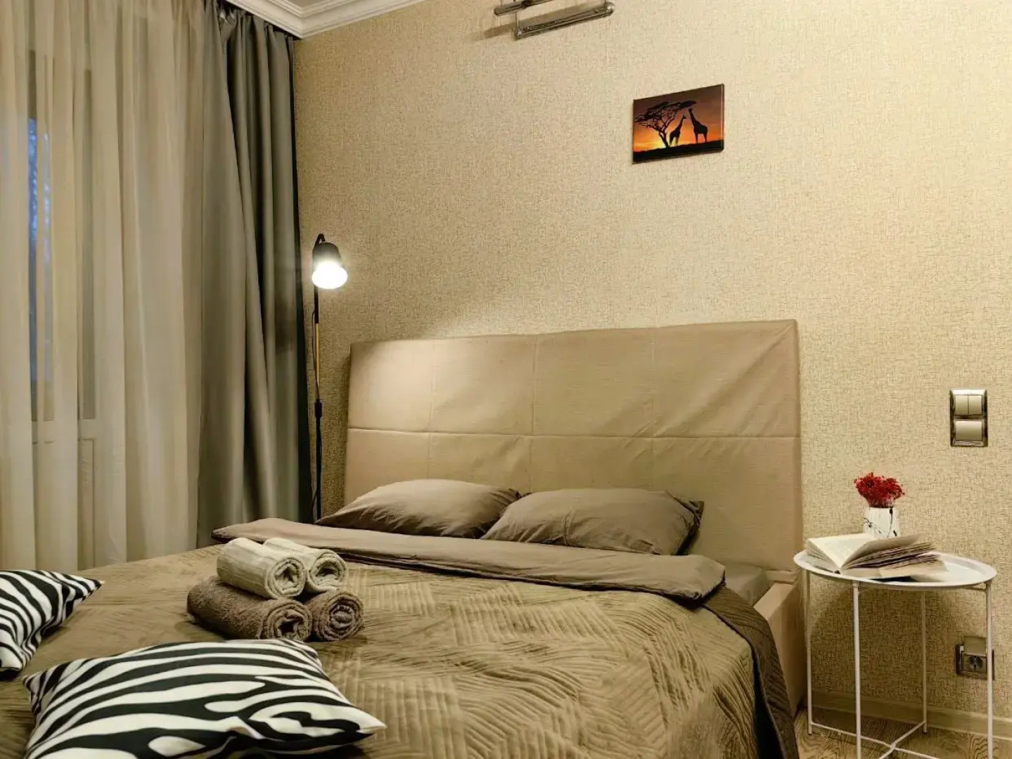 Апартаменты Уютная Однушка Возле Метро Академическая