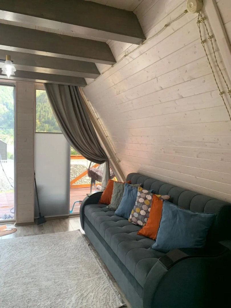 Частный дом Уютный с видом на горы