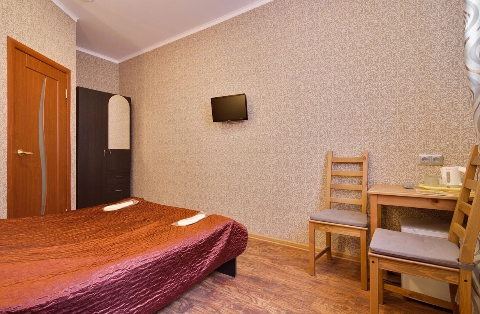 Отель Аллан