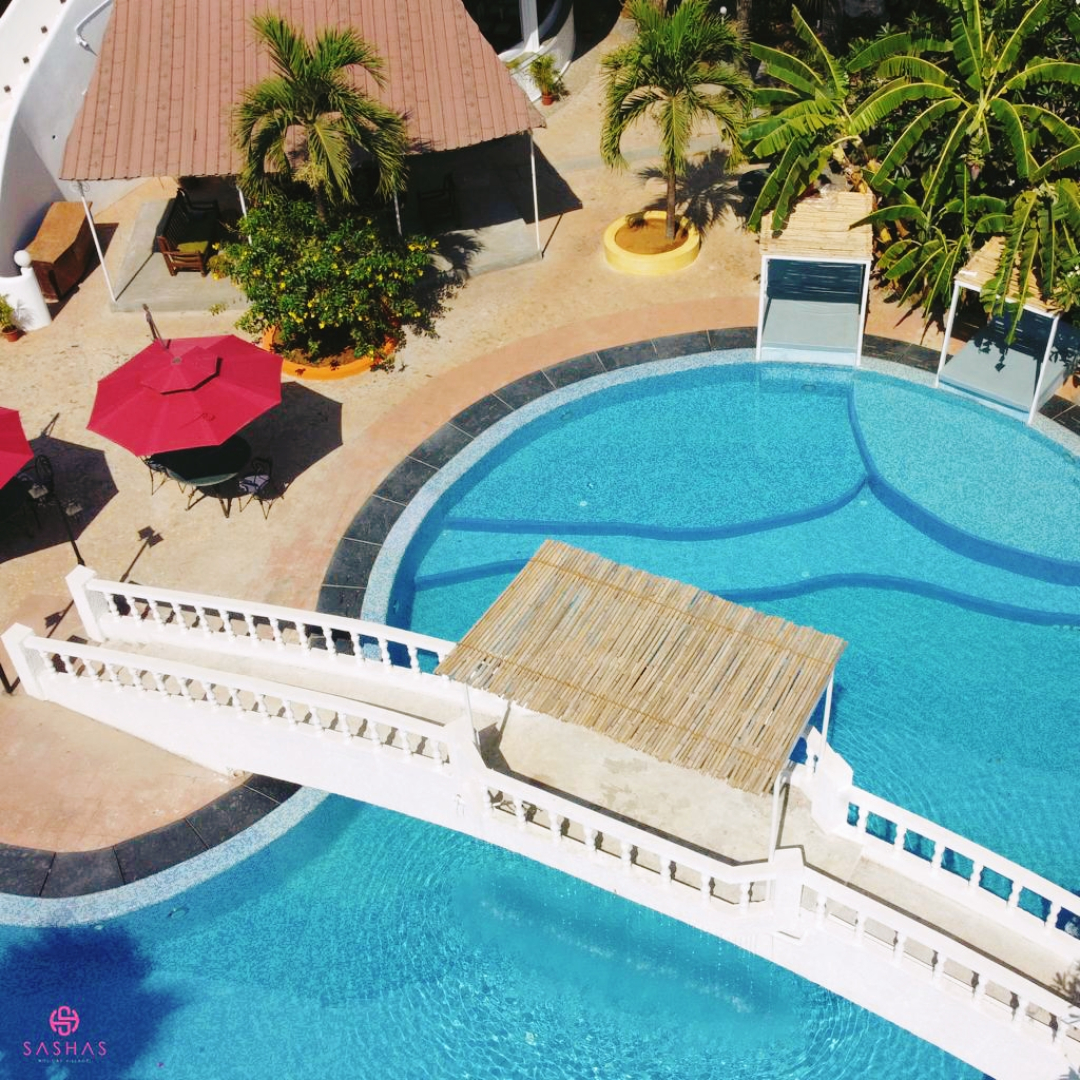 Курортный отель Sashas Holiday Village