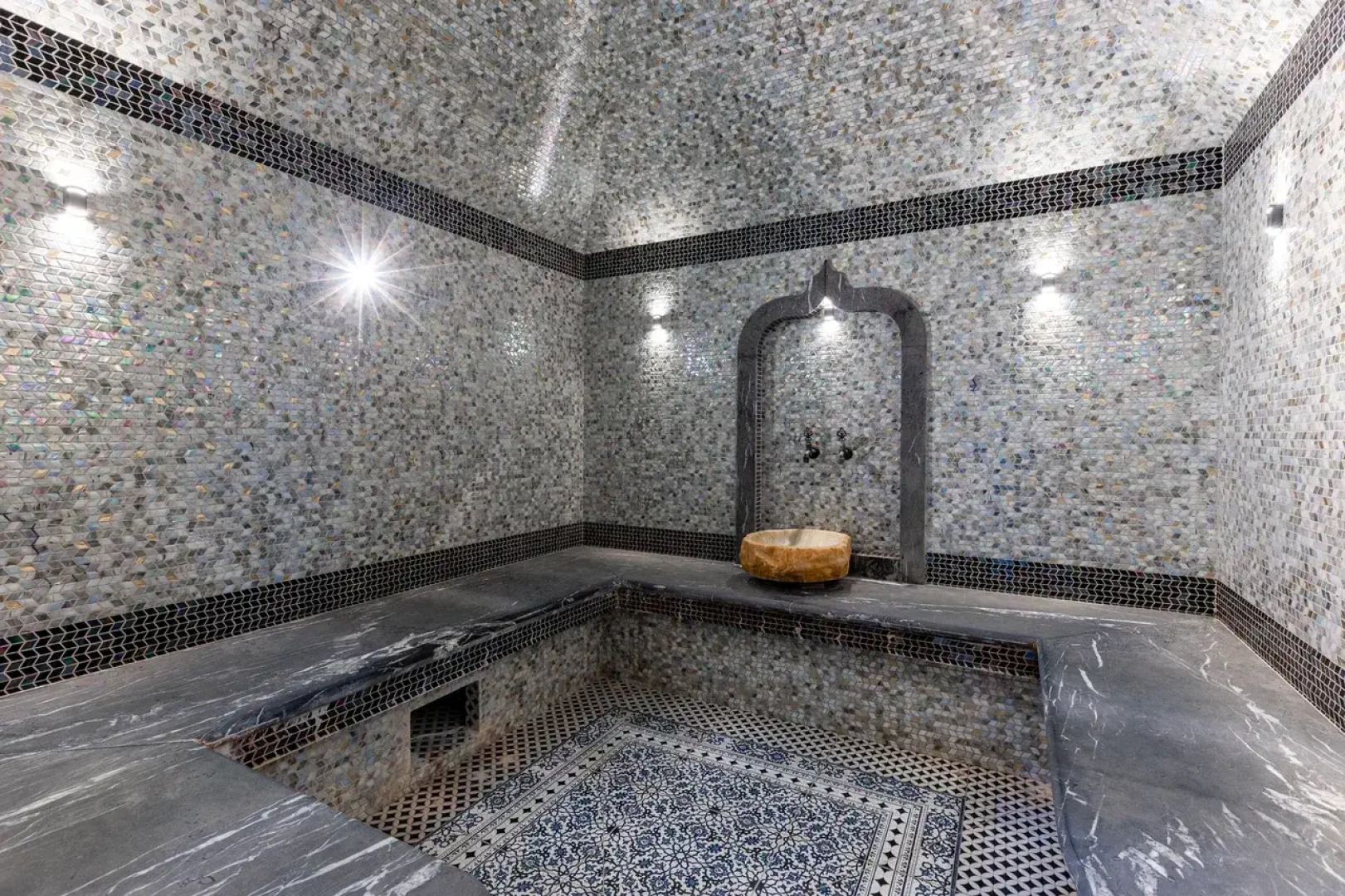 Отель 1000 и 1 Ночь