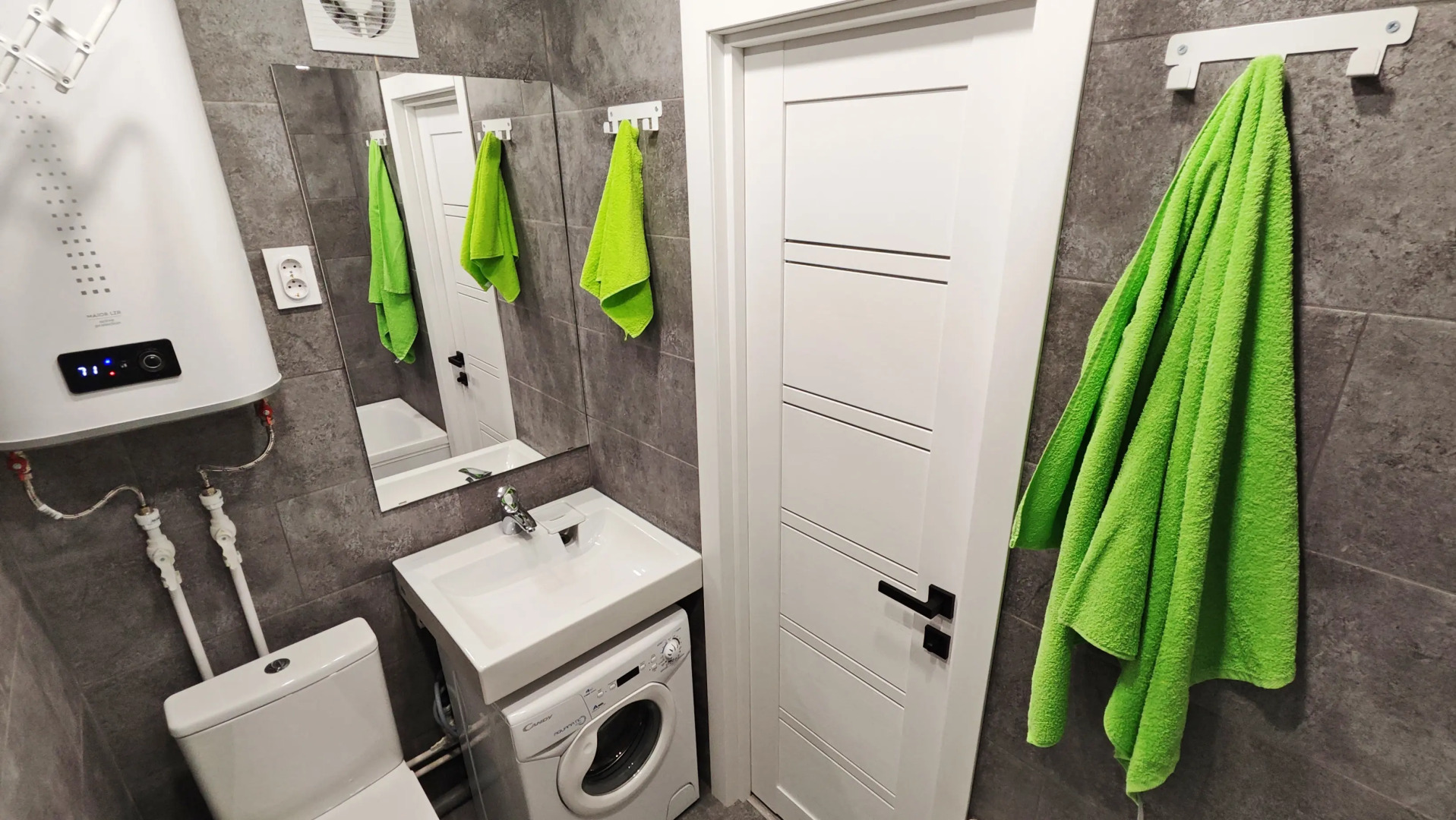 Апартаменты Лазурная студия у метро Суконная слобода