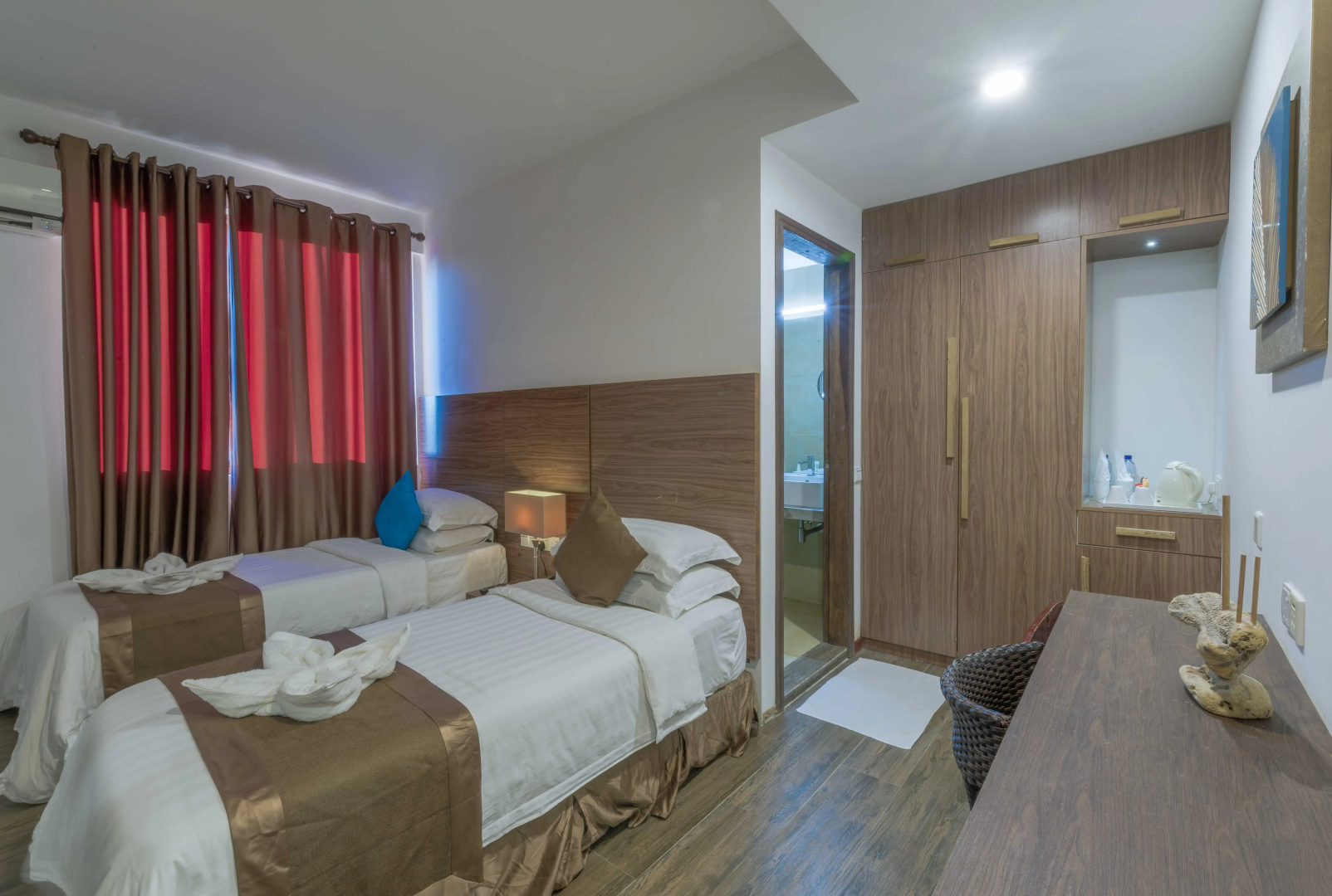 Отель Aquzz Inn & Spa