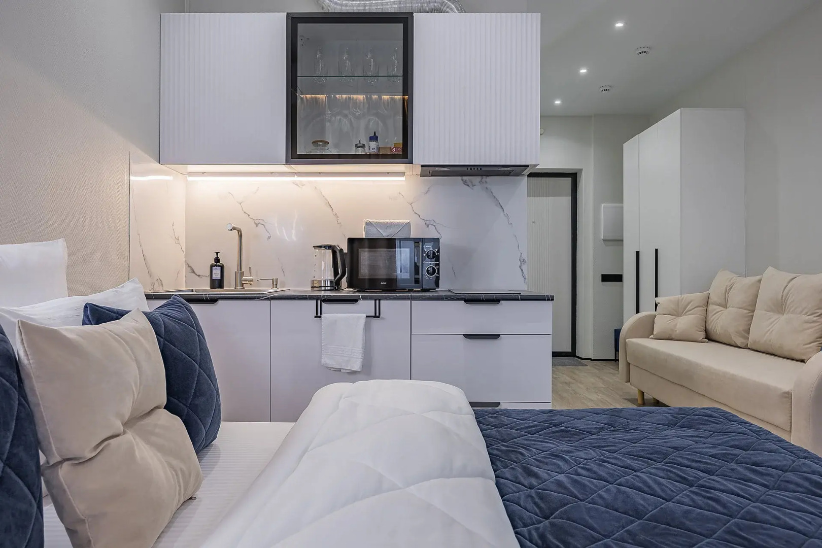 Апартаменты Стильная Студия в Вишневом Переулке