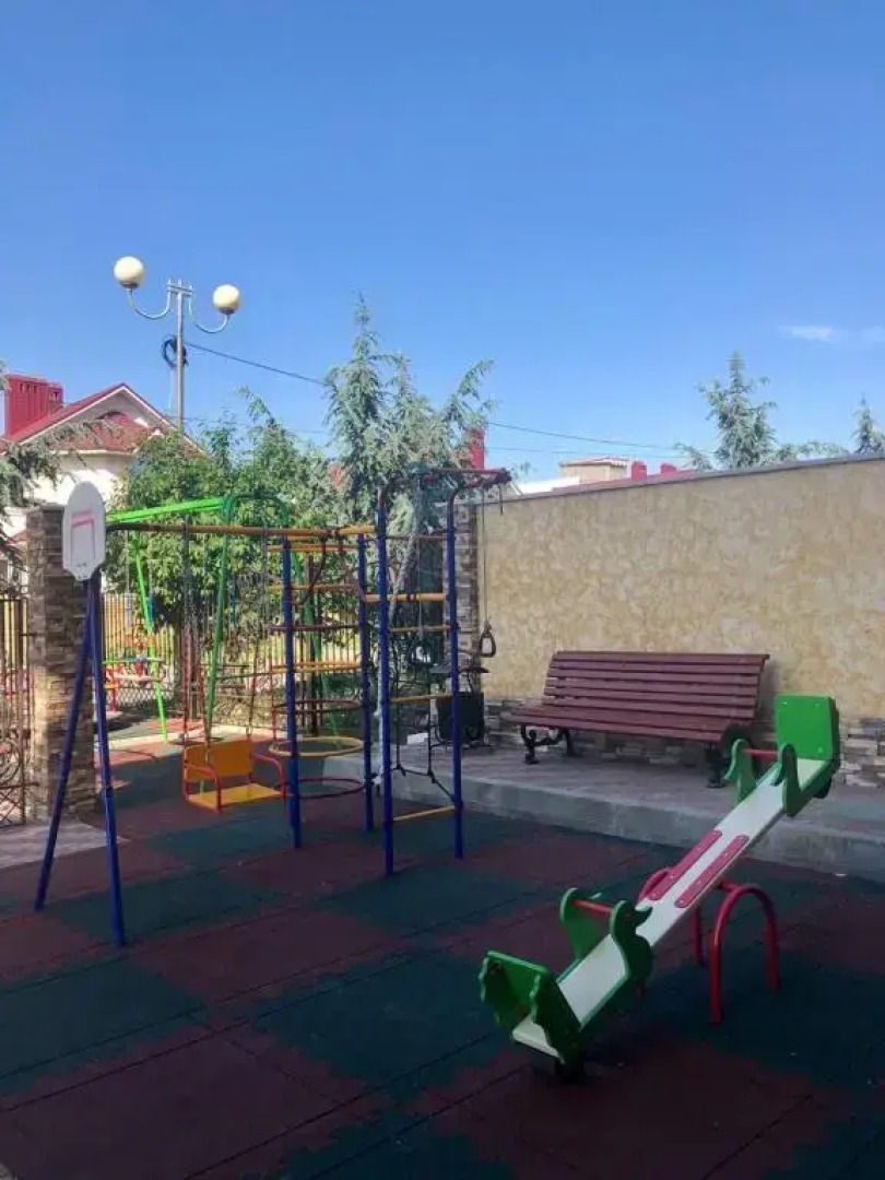 Апартаменты на Нижнеимеретинской 143