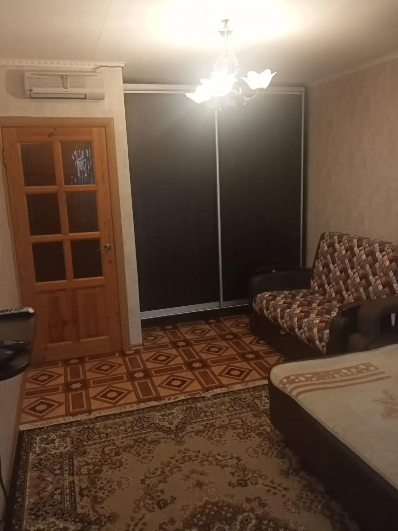 Апартаменты однокомнатные Максима Горького 21