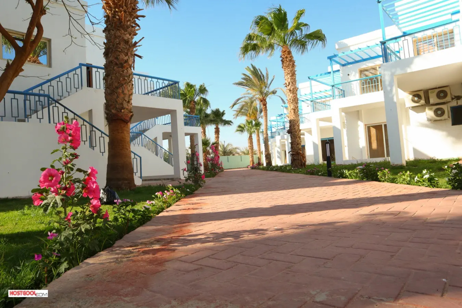 Hostgool Beach Chalets Mirage Bay Resort & Aqua Park