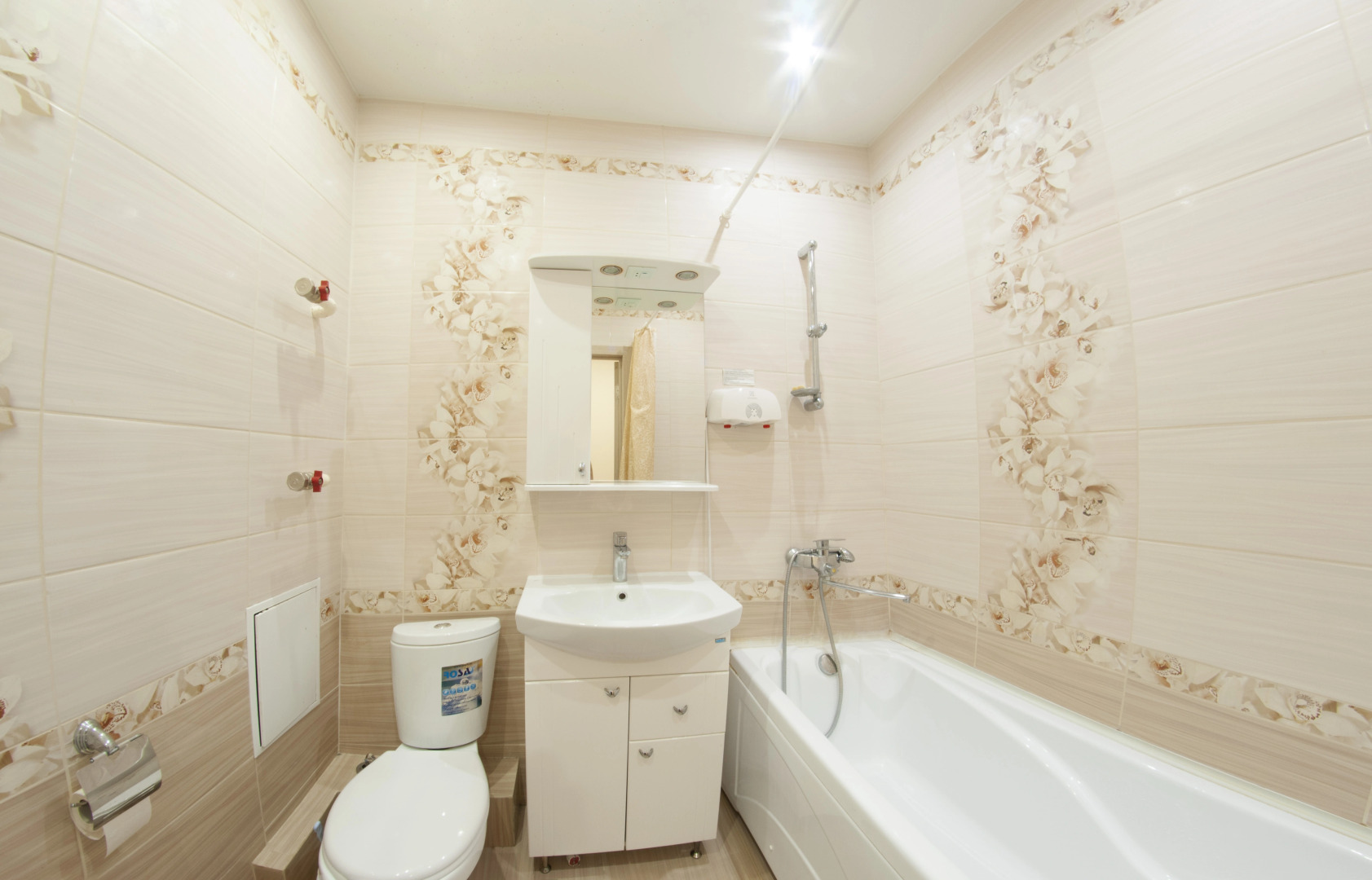 Апартаменты на Геологоразведчиков 44А - 54