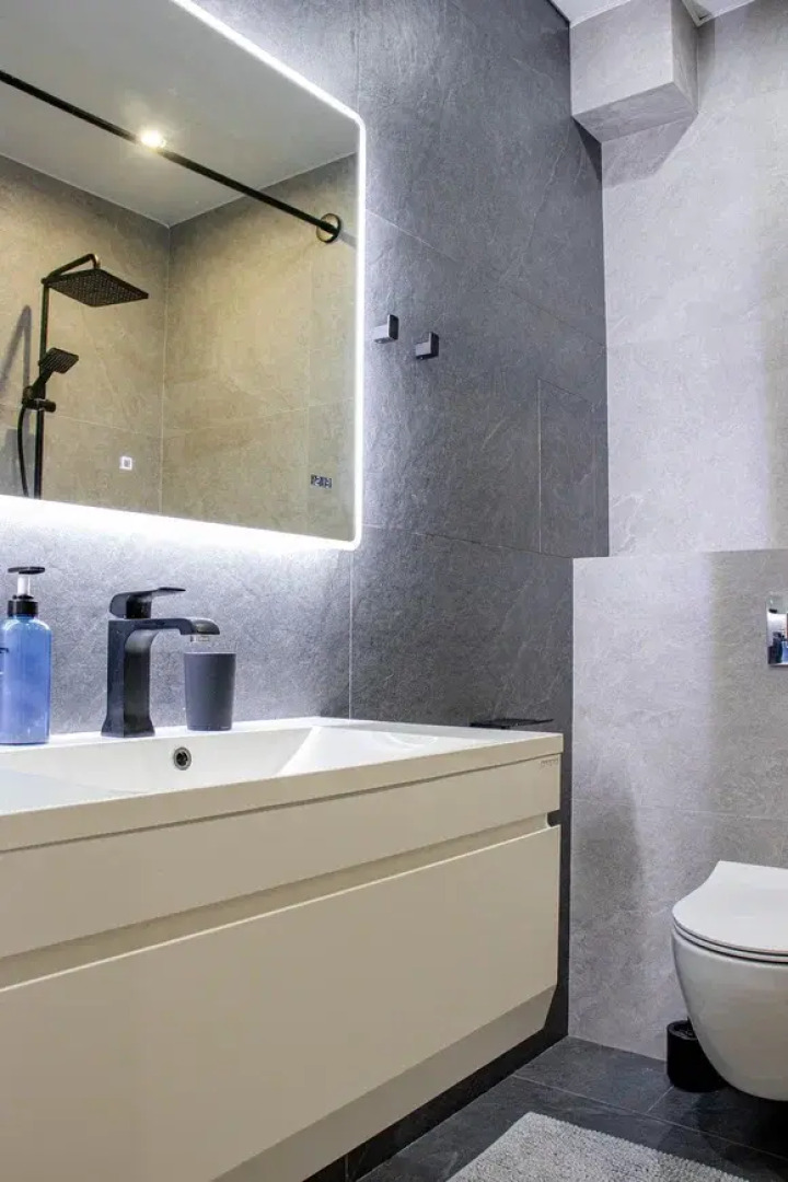 Апартаменты Люкс в центре Верхнее озеро, новый дом, Колибри#88А