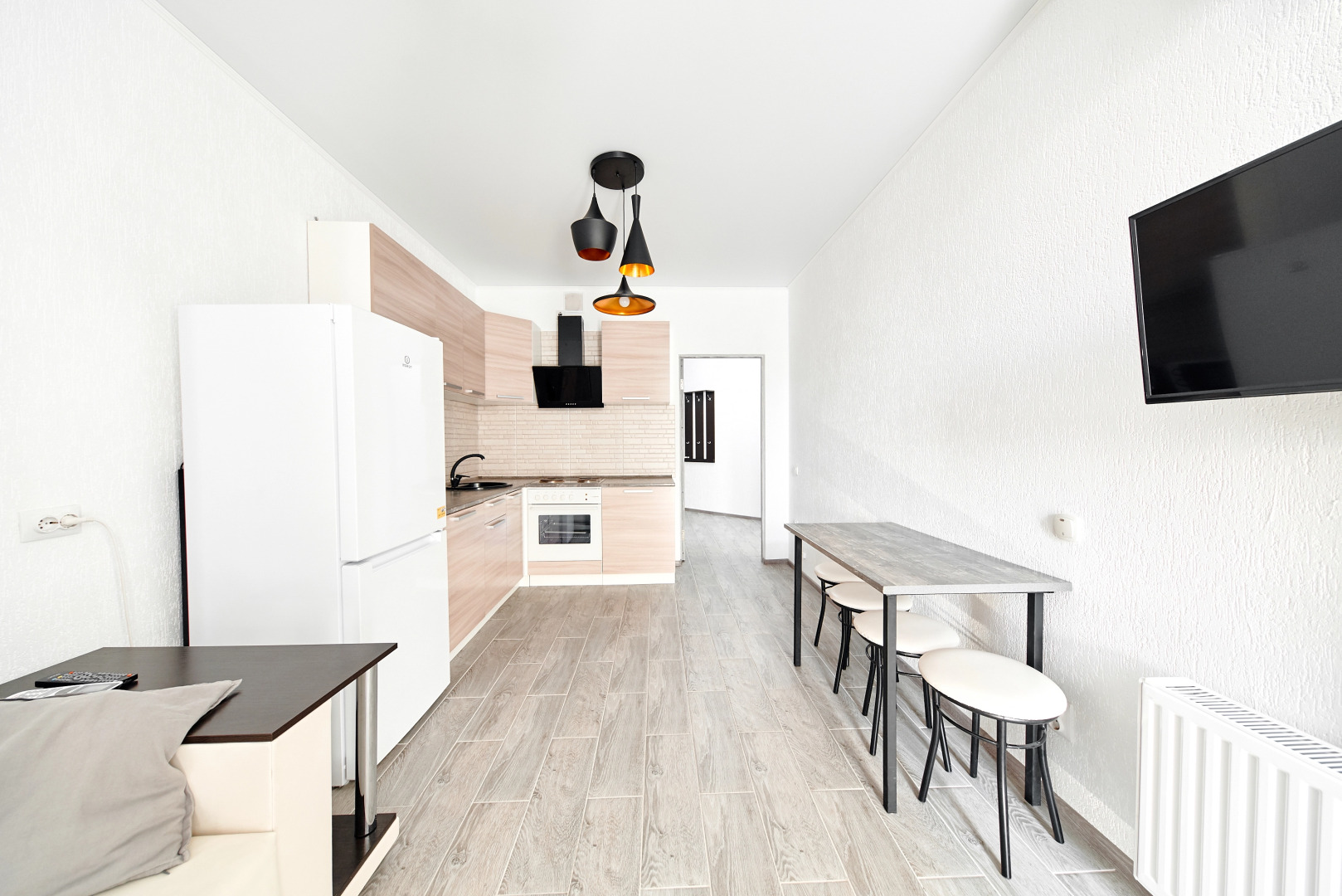 Апартаменты Класса Люкс на Первой Линии в Центре Новороссийска от LetoApart 1