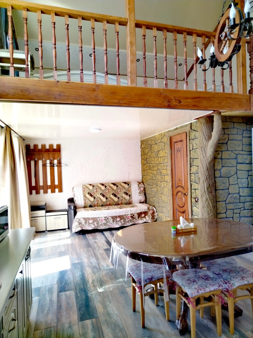 Частный дом в Горах