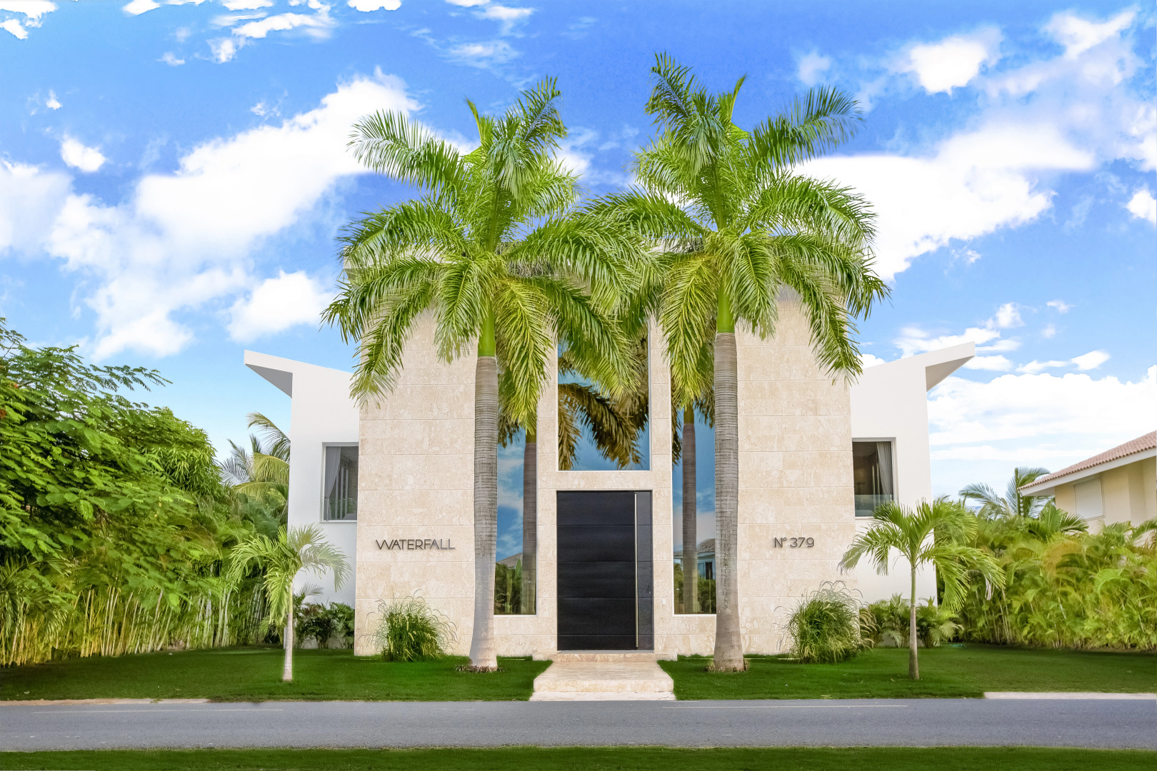 Вилла Waterfall