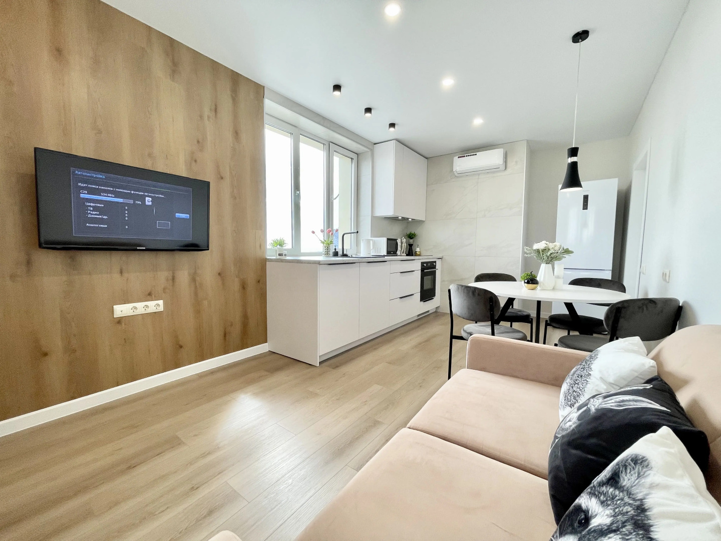 Апартаменты Kazan 24/7 Комсомольская 1-2