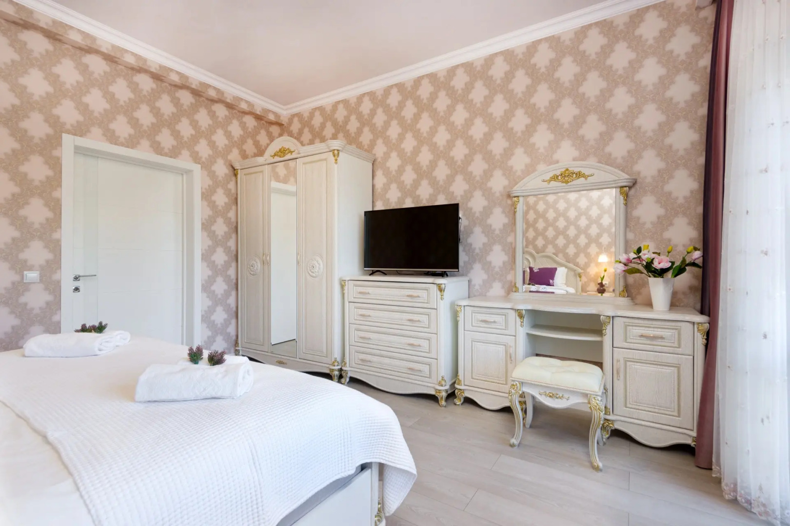 Апартаменты Камелия Ирины Савельевой в элитном SPA-комплексе - Роскошь, уют, тишина, удобство