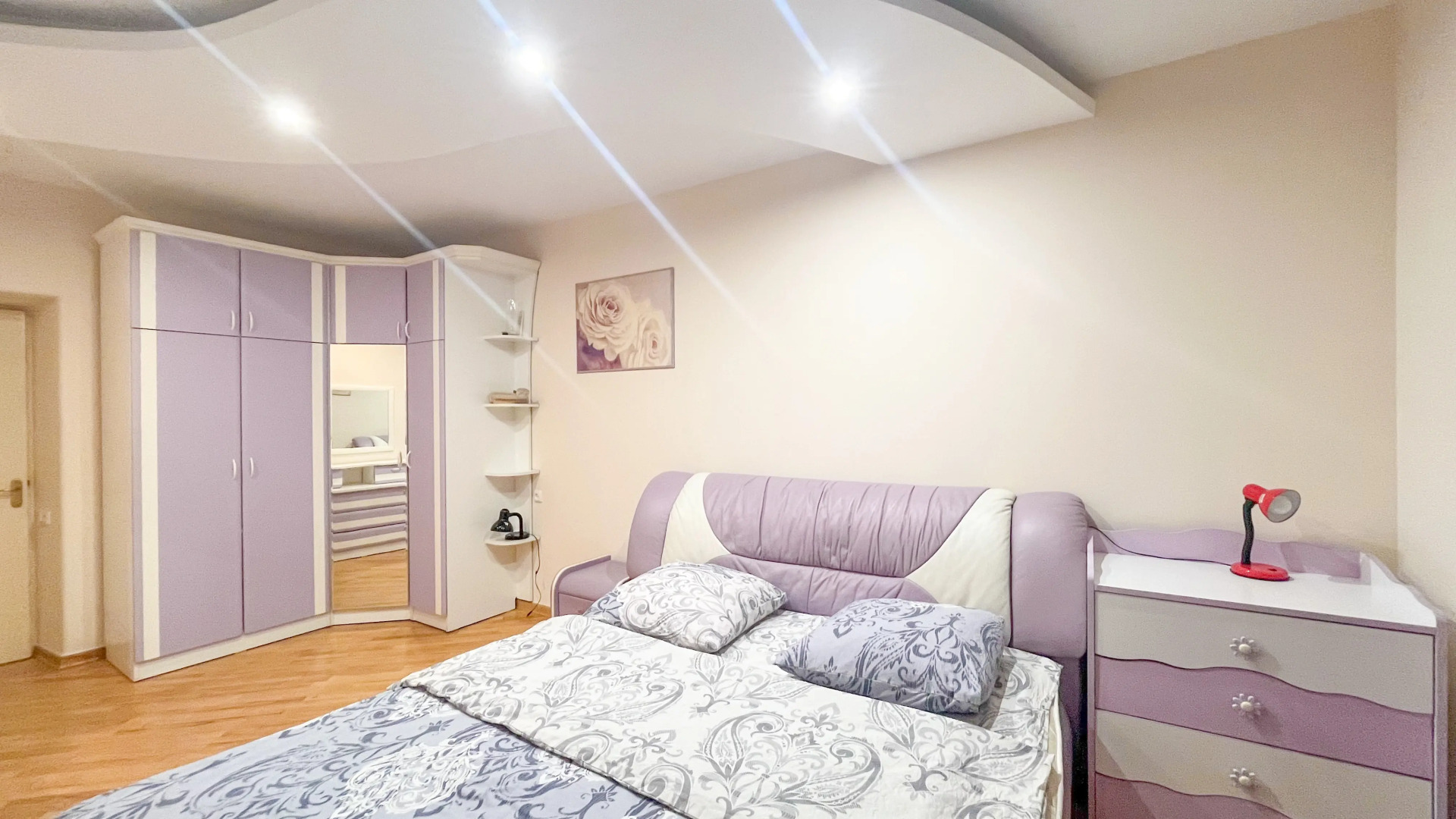 Апартаменты на втором этаже