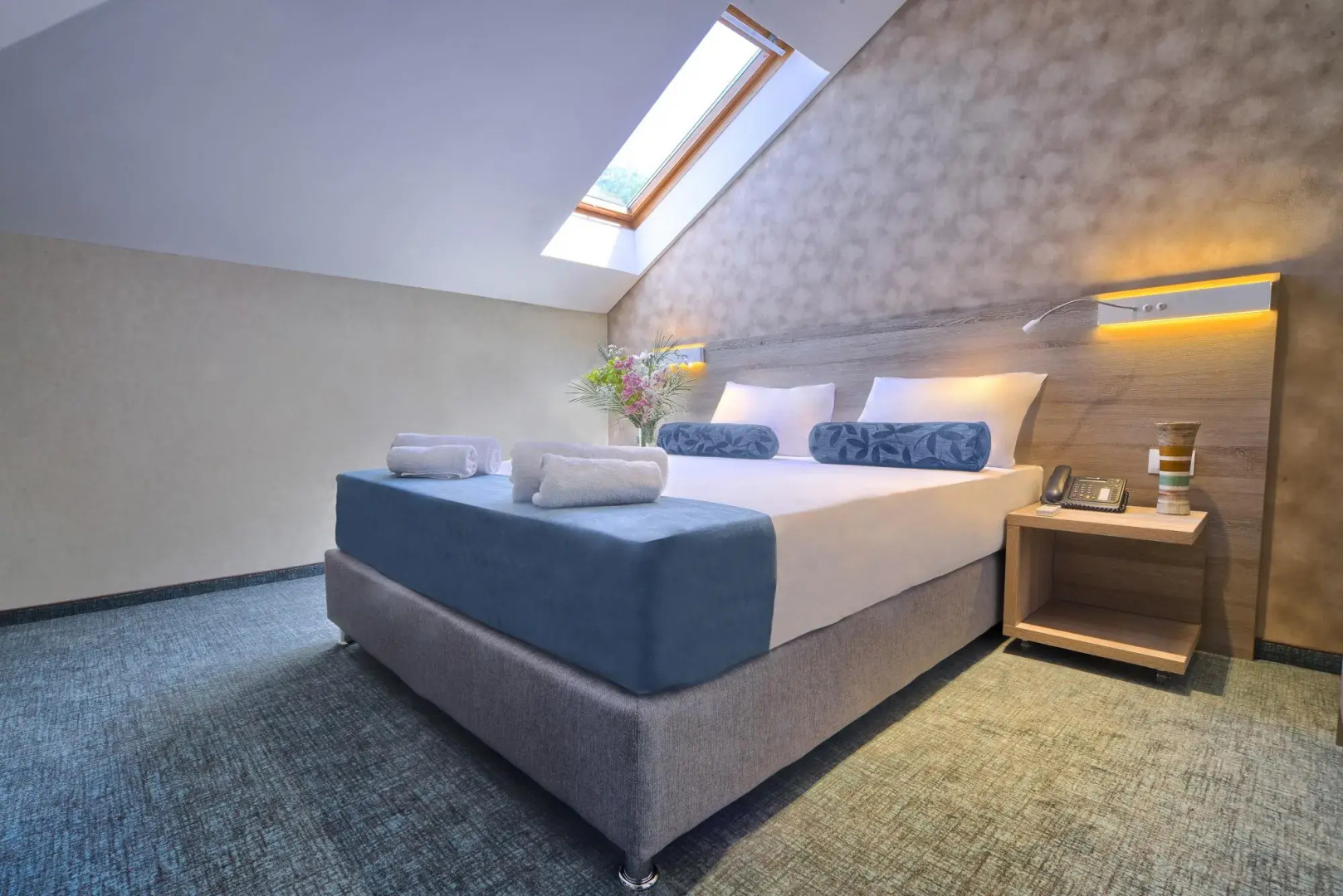 Отель Mint Garni