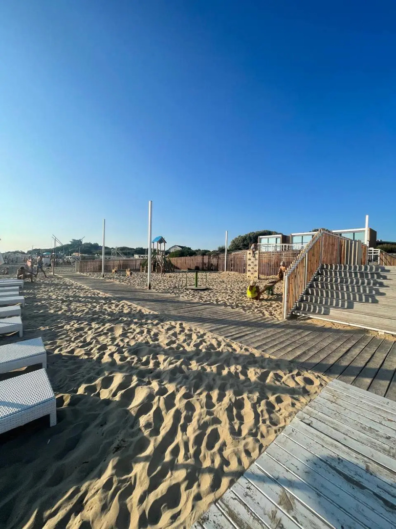 Апартаменты Белый песок