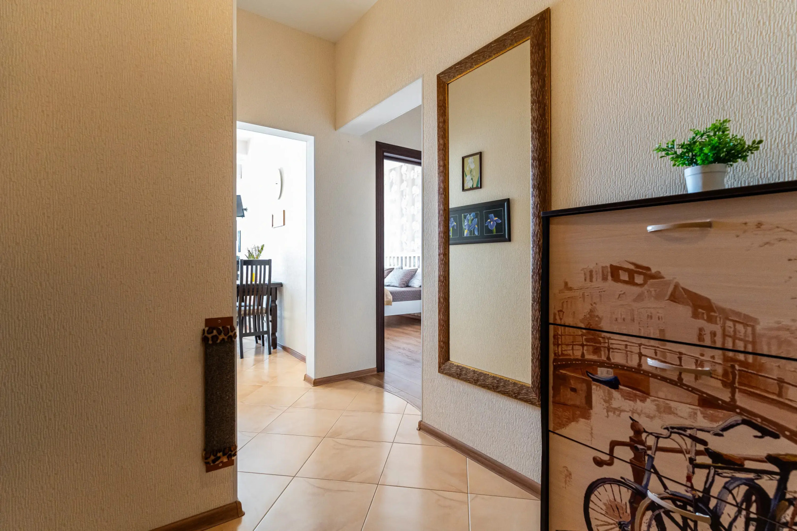 Апартаменты Чистая и Уютная Недалеко от Моря от LetoApart