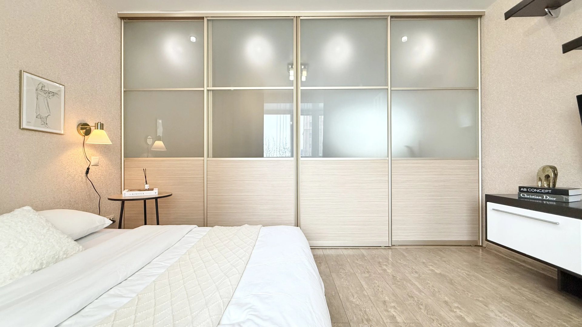 Апартаменты Квартира Hugge Place Объект 5