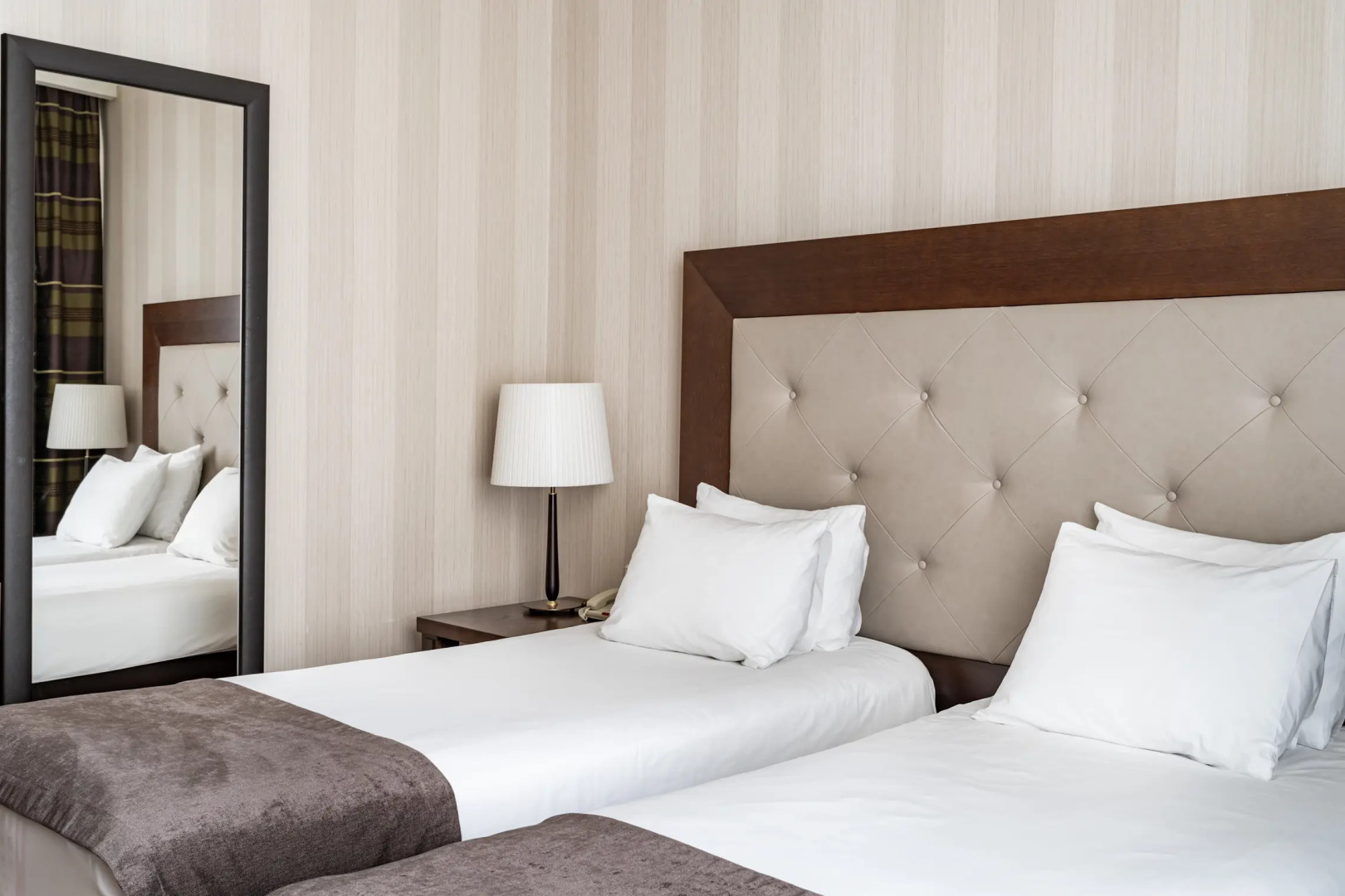 Отель Петро Палас 