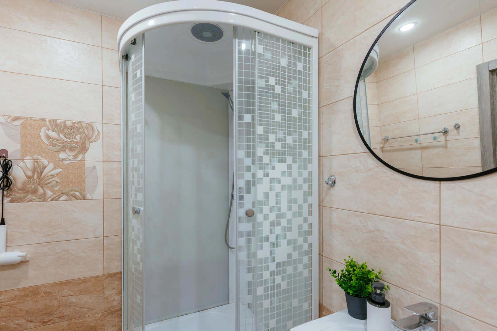 Апартаменты ROOM TOUR в Европейском мкр. Аквапарк